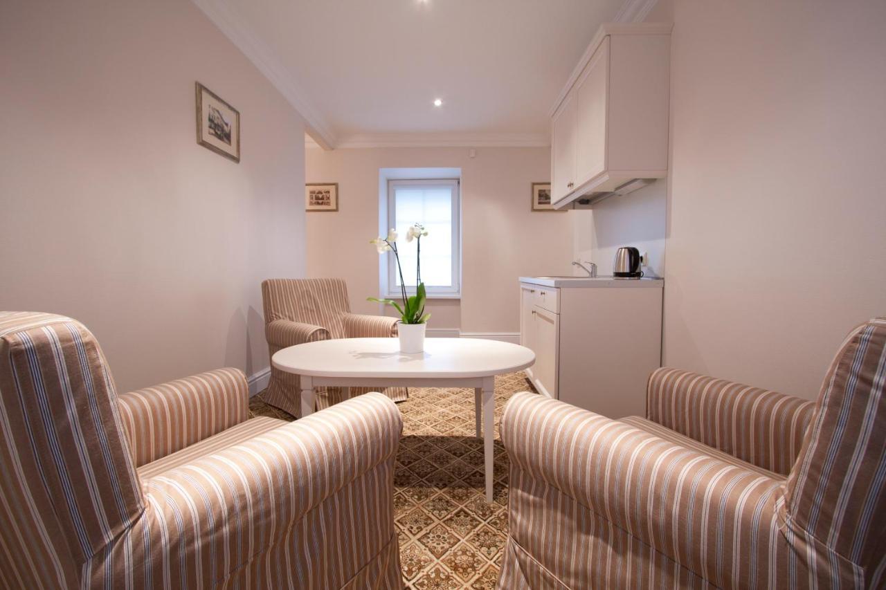 Aparthotel Real House Vilna Habitación foto